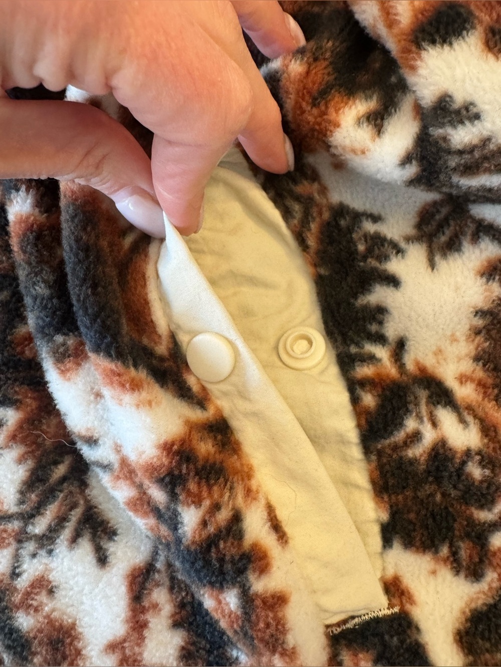 Columbia Women’s Wolf Brown and Cream Printed Fleece Snap-Pullover, sz 2X - Picture 9 of 16